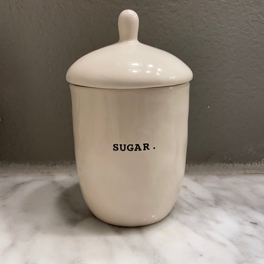Rae Dunn Sugar jar. Classic key font. Rare 🔥